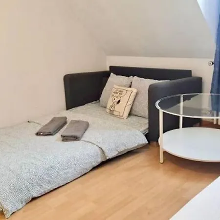 Hb Station Studio, Leon Apartament